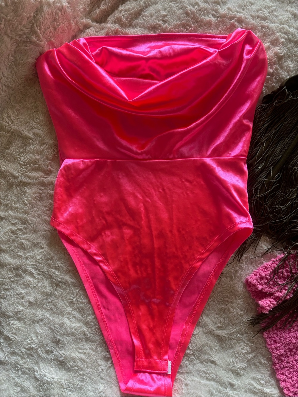 Bundle-Women's Tops - Picture 4 of 5